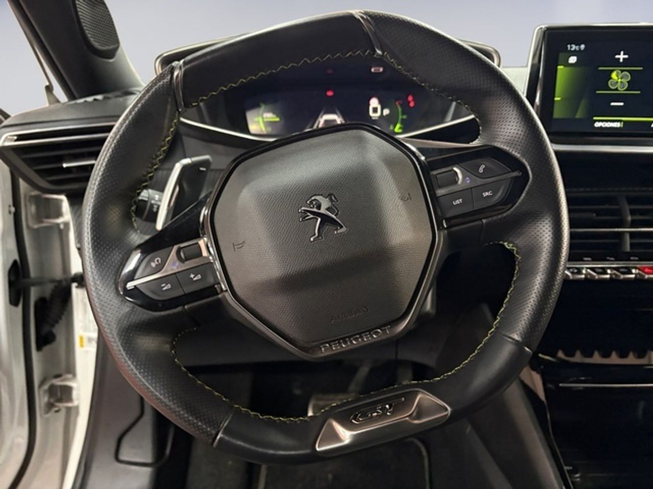 Peugeot 2008 PureTech 155 S&S GT EAT8 115 kW (155 CV) - Foto 13