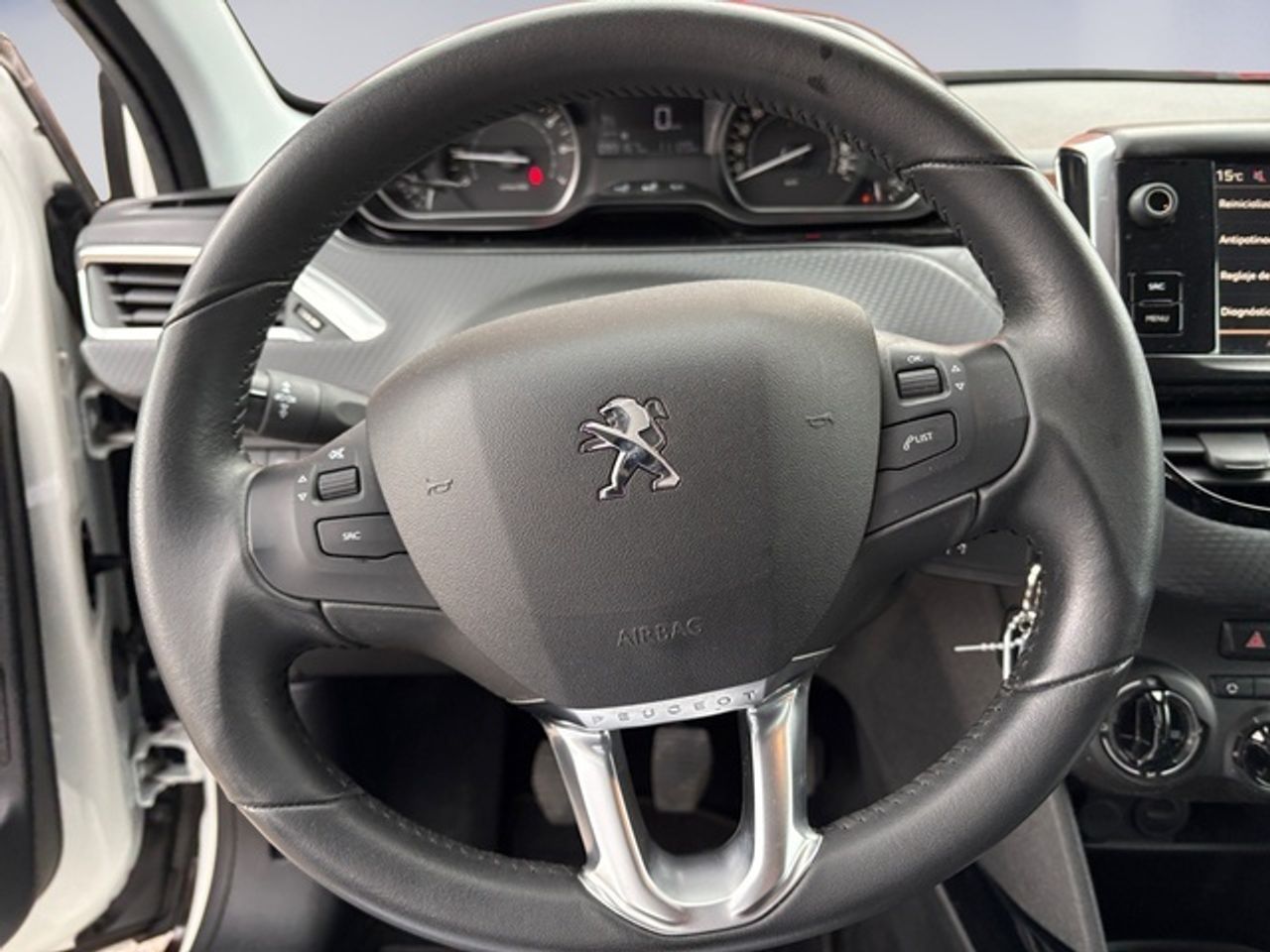 Peugeot 2008 PureTech 130 S&S Signature 96 kW (130 CV) - Foto 13