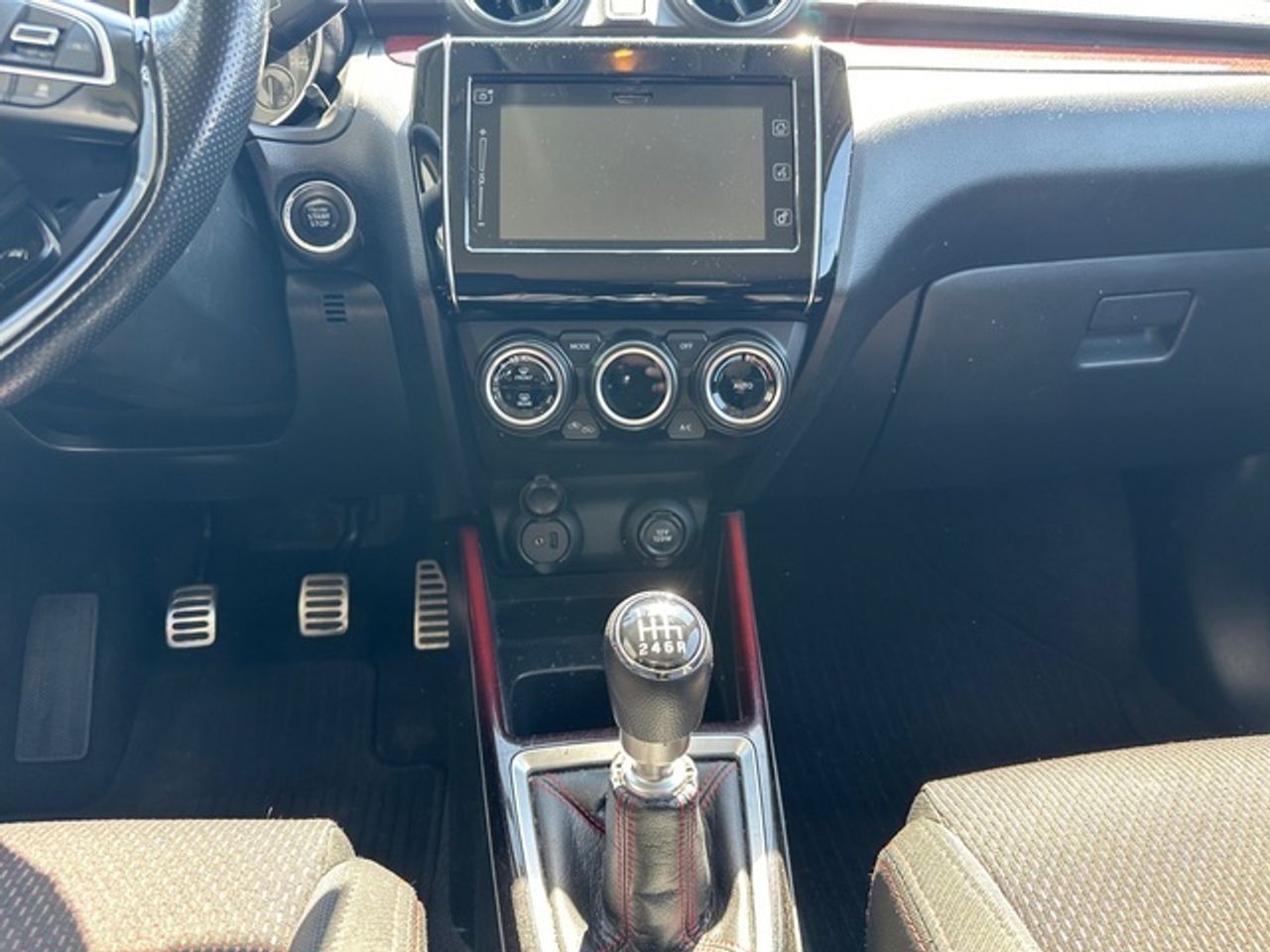 Suzuki Swift 1.4T Mild Hybrid Sport 95 kW (129 CV) - Foto 12