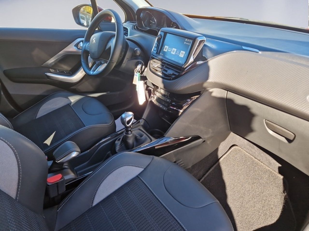 Peugeot 2008 PureTech 110 S&S Allure 81 kW (110 CV) - Foto 10