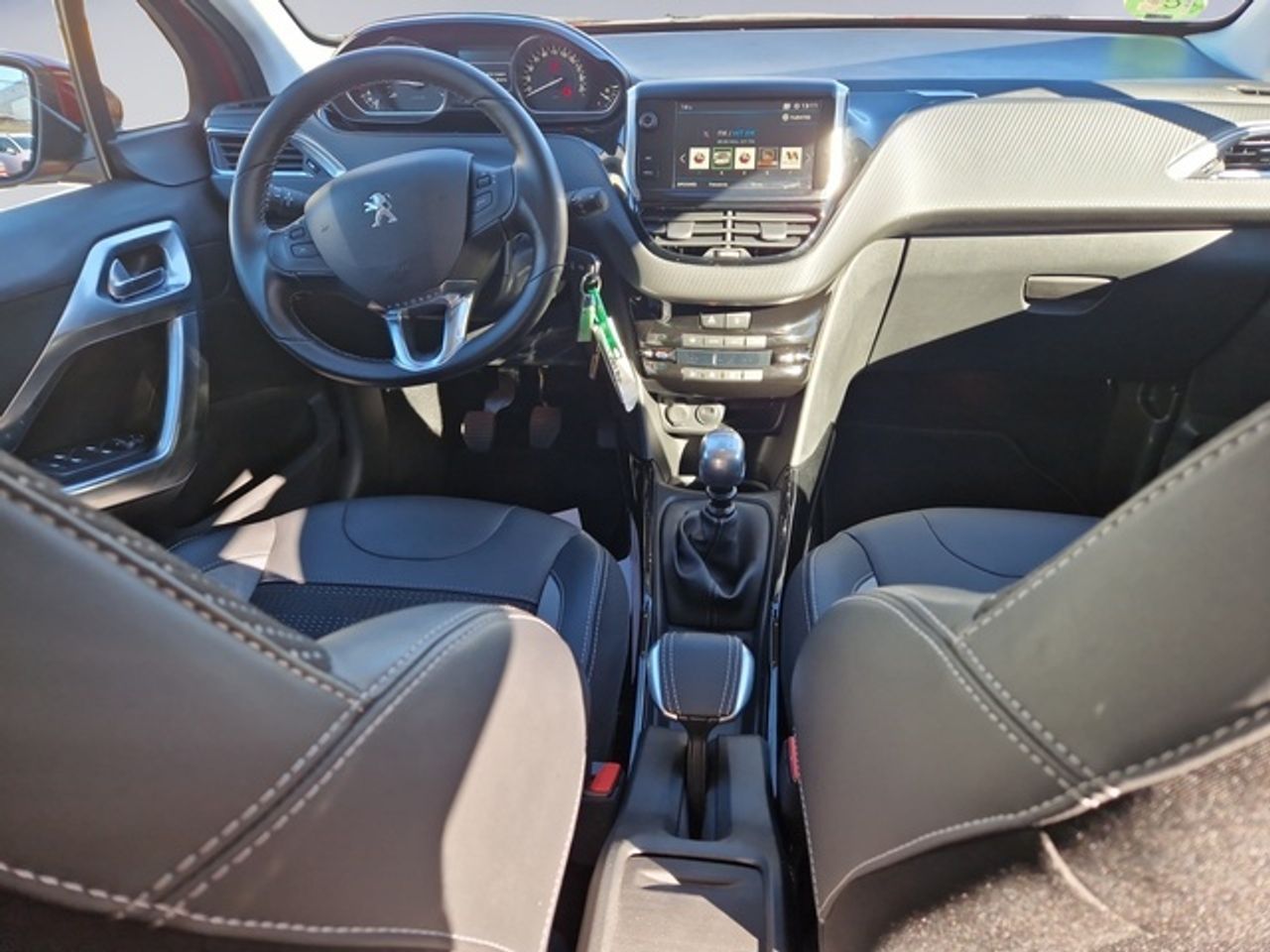 Peugeot 2008 PureTech 110 S&S Allure 81 kW (110 CV) - Foto 11