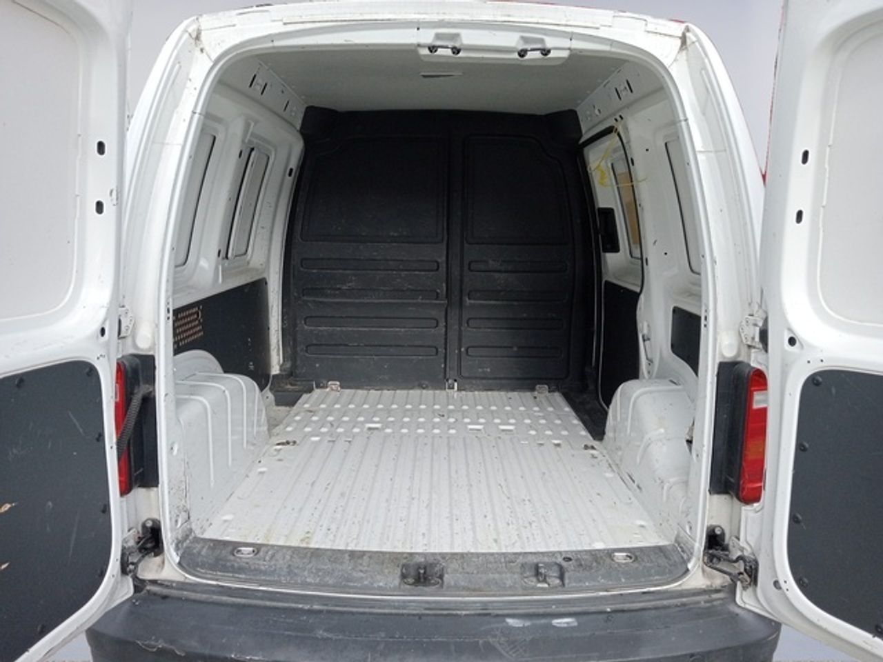 Volkswagen Caddy Profesional Kombi  2.0 TDI 55 kW (75 CV) - Foto 14