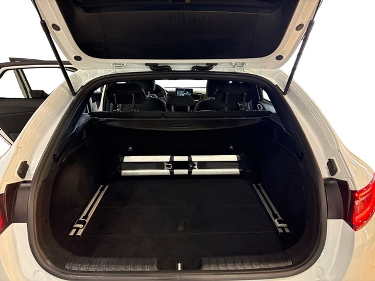 Kia Ceed 1.6 CRDi GT Line 100 kW (136 CV) - Foto 15