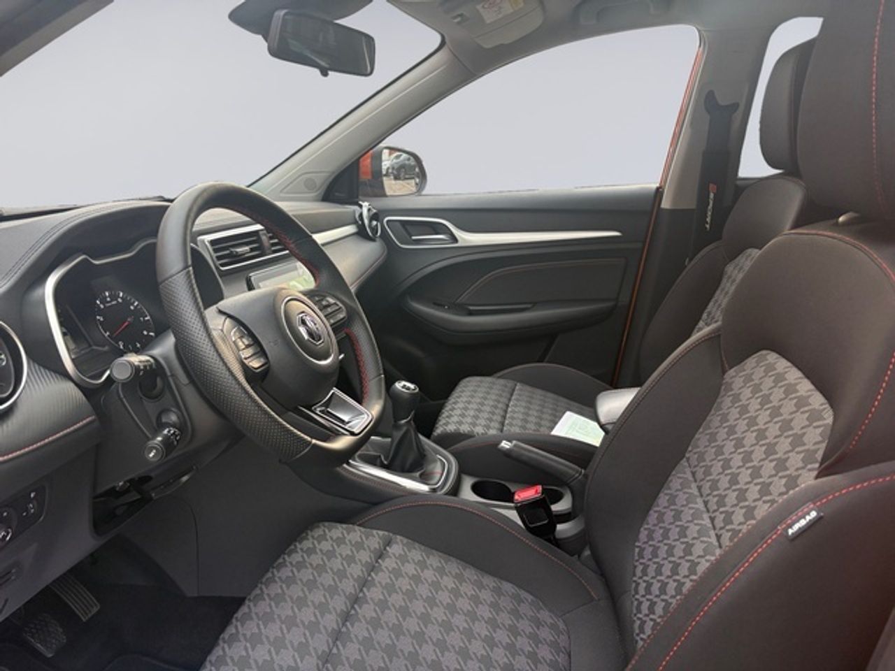 MG ZS 1.5 Comfort 78 kW (106 CV) - Foto 10