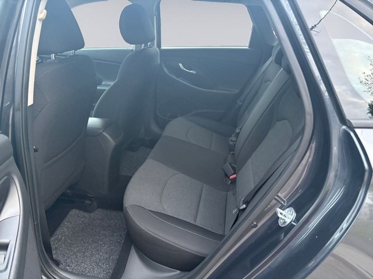 Hyundai i30 1.0 TGDI 48V Klass LRR 88 kW (120 CV) - Foto 14