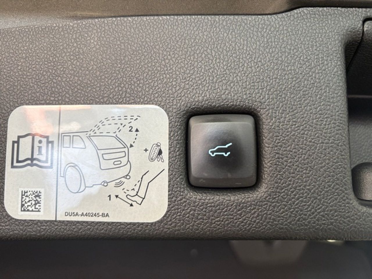 Ford Kuga 2.5 Duratec FHEV ST-Line X Auto 140 kW (190 CV) - Foto 15