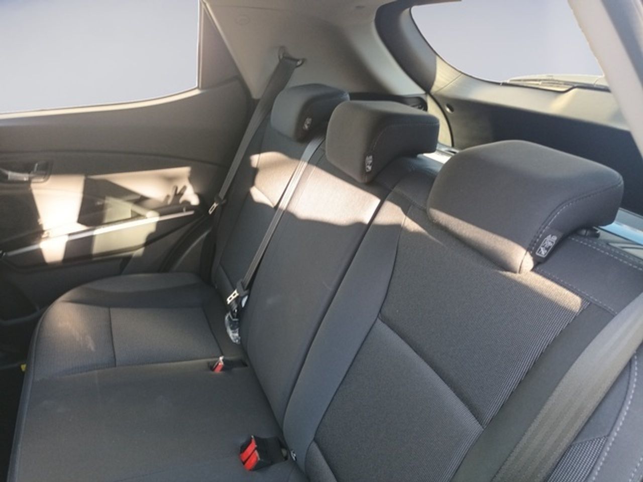 KGM Tívoli G15T LP Urban Plus GSR 99 kW (135 CV) - Foto 15