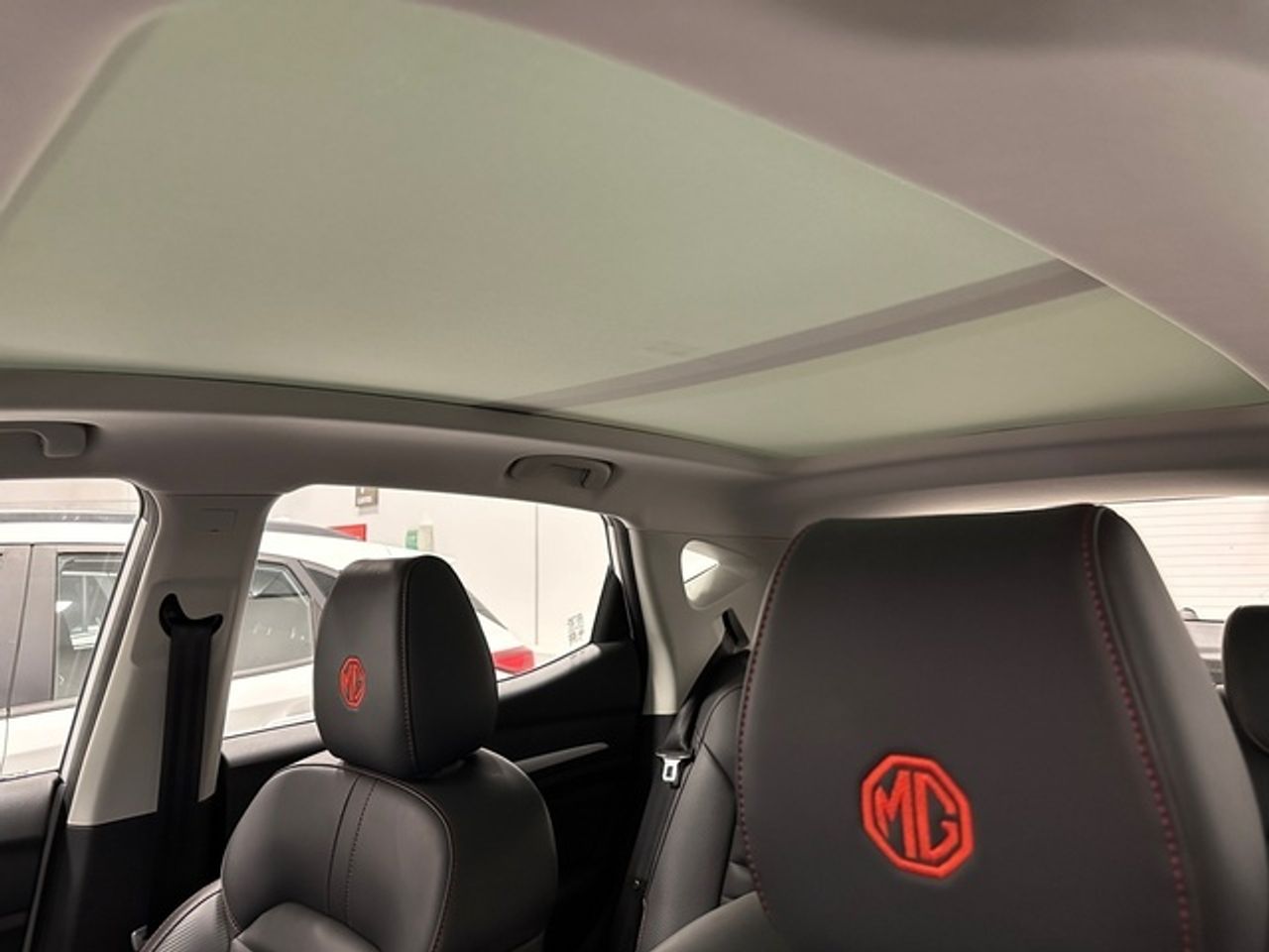 MG ZS 1.0T Luxury 82 kW (111 CV) - Foto 18