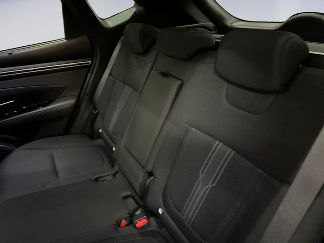 Hyundai Tucson 1.6 TGDI HEV Tecno Sky Auto 169 kW (230 CV) - Foto 13