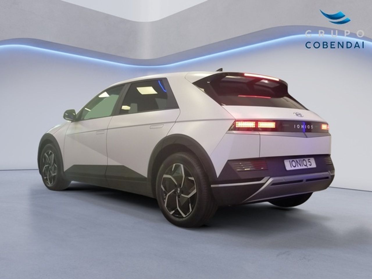 Hyundai IONIQ 5 77KWH Light RWD 168 kW (229 CV) - Foto 4