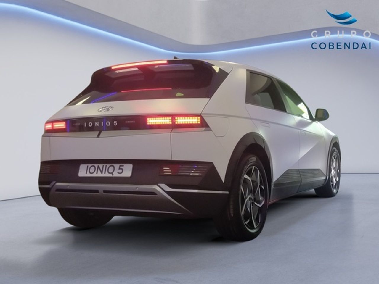 Hyundai IONIQ 5 77KWH Light RWD 168 kW (229 CV) - Foto 6