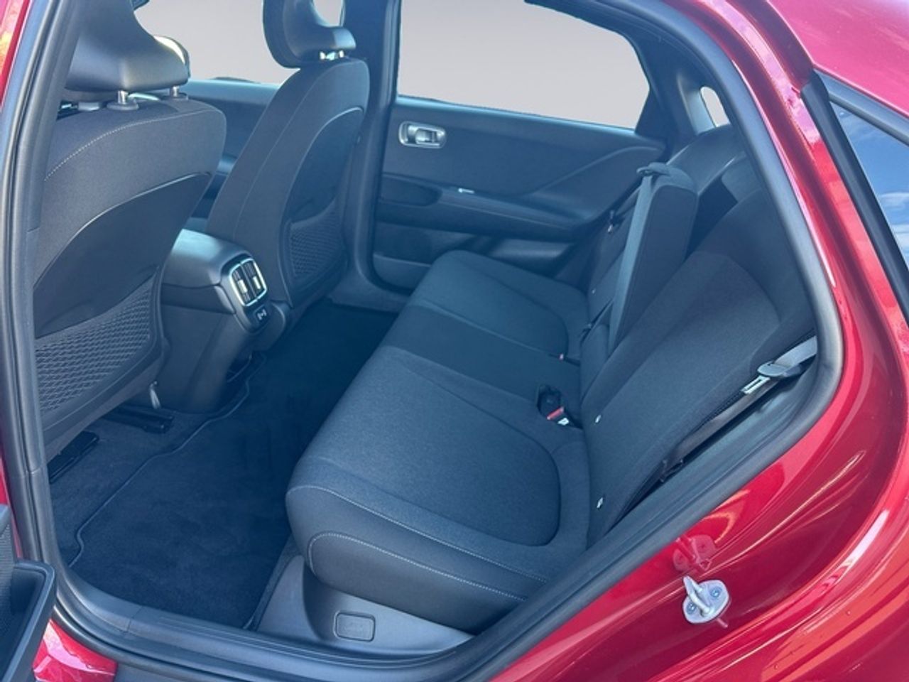 Hyundai IONIQ 6 53kWh Light RWD 111 kW (151 CV) - Foto 15