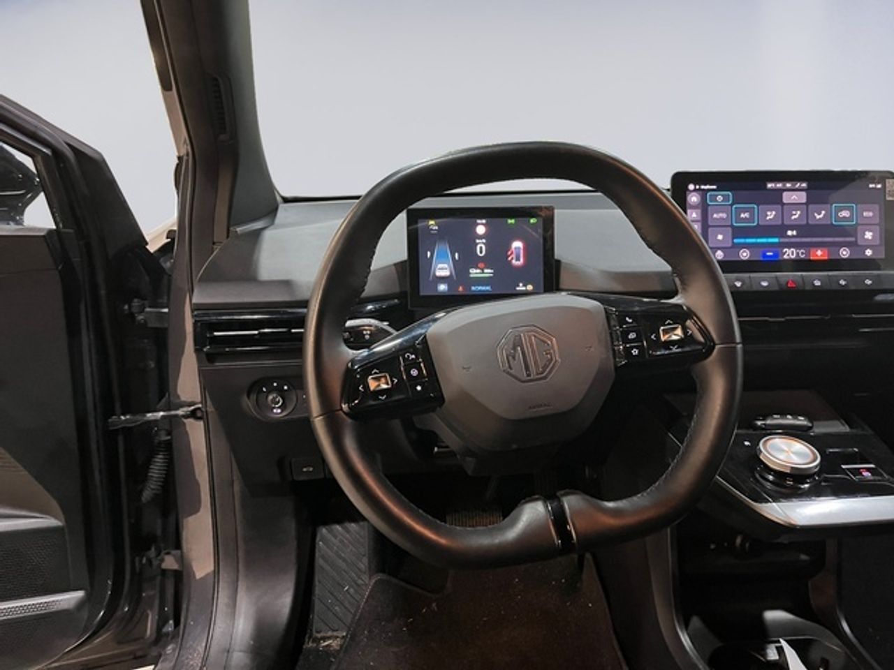 MG MG4 64kWh Luxury 150 kW (204 CV) - Foto 12