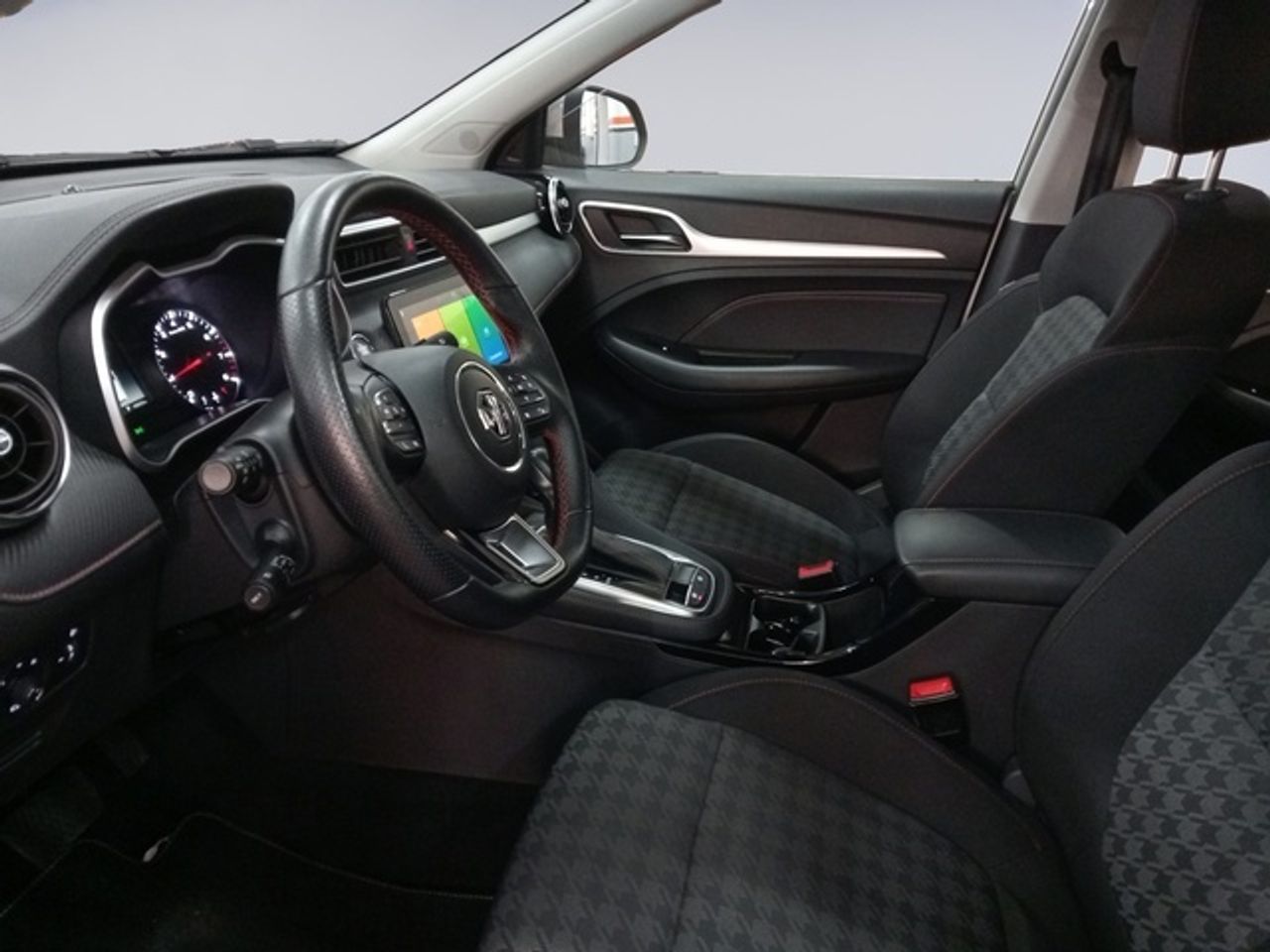 MG ZS 1.0T Comfort Auto 82 kW (111 CV) - Foto 10