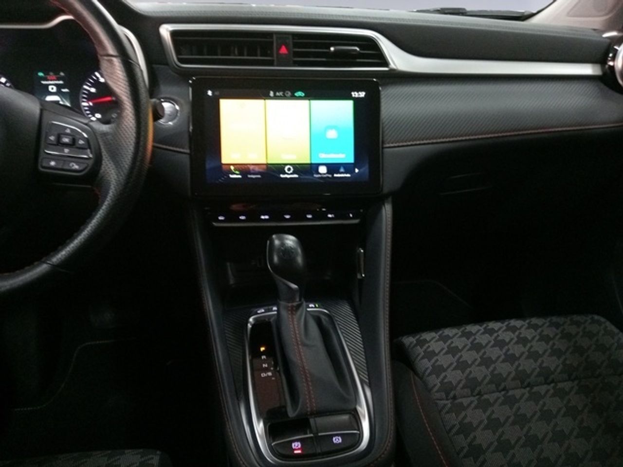 MG ZS 1.0T Comfort Auto 82 kW (111 CV) - Foto 12