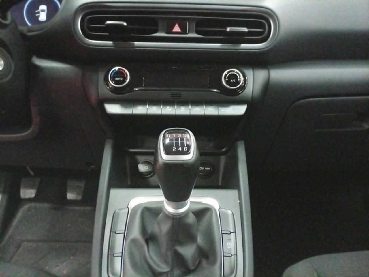 Hyundai Kona 1.0 TGDi Maxx 4x2 88 kW (120 CV) - Foto 12