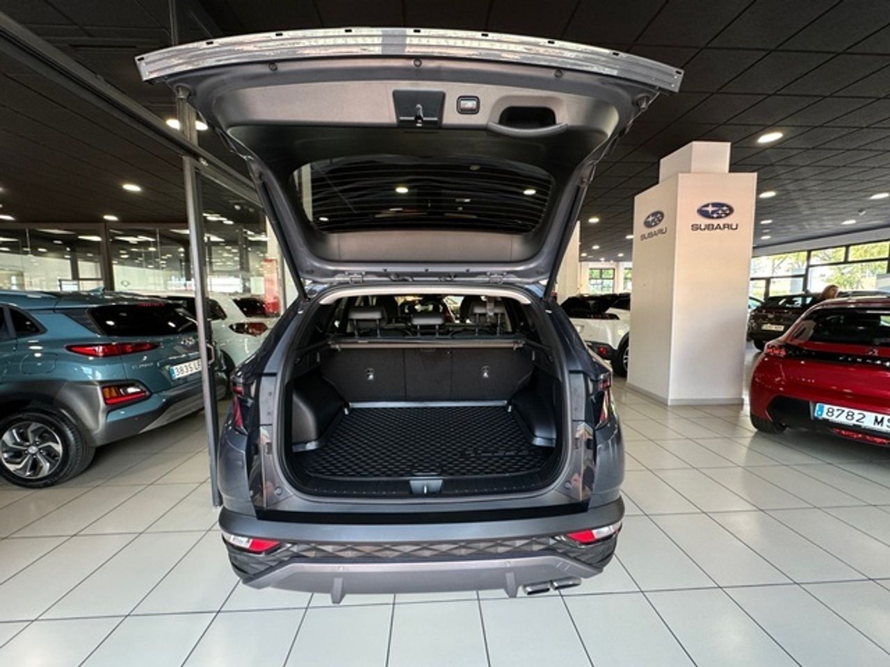 Hyundai Tucson 1.6 TGDI PHEV Tecno Sky 4x4 Auto 195 kW (265 CV) - Foto 17