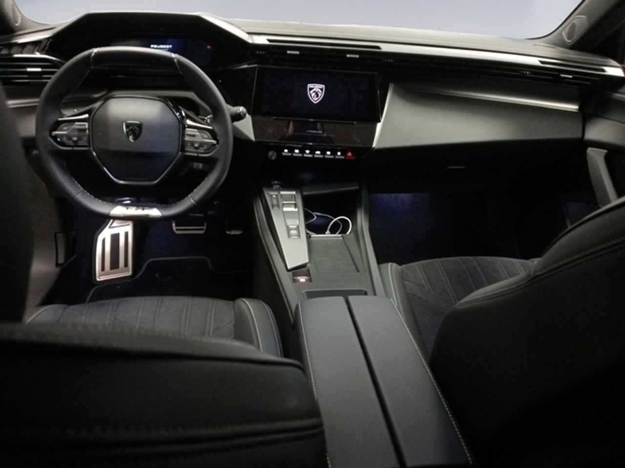 Peugeot 408 PHEV 225 GT e-EAT8 165 kW (225 CV) - Foto 11