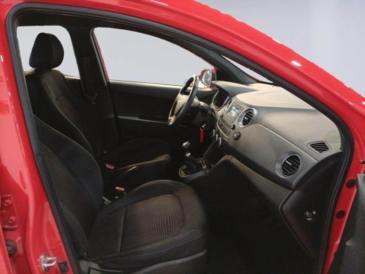 Hyundai i10 1.0 Go ! 49 kW (66 CV) - Foto 15