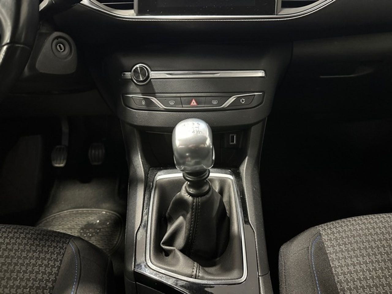 Peugeot 308 PureTech 110 S&S Allure 81 kW (110 CV) - Foto 12