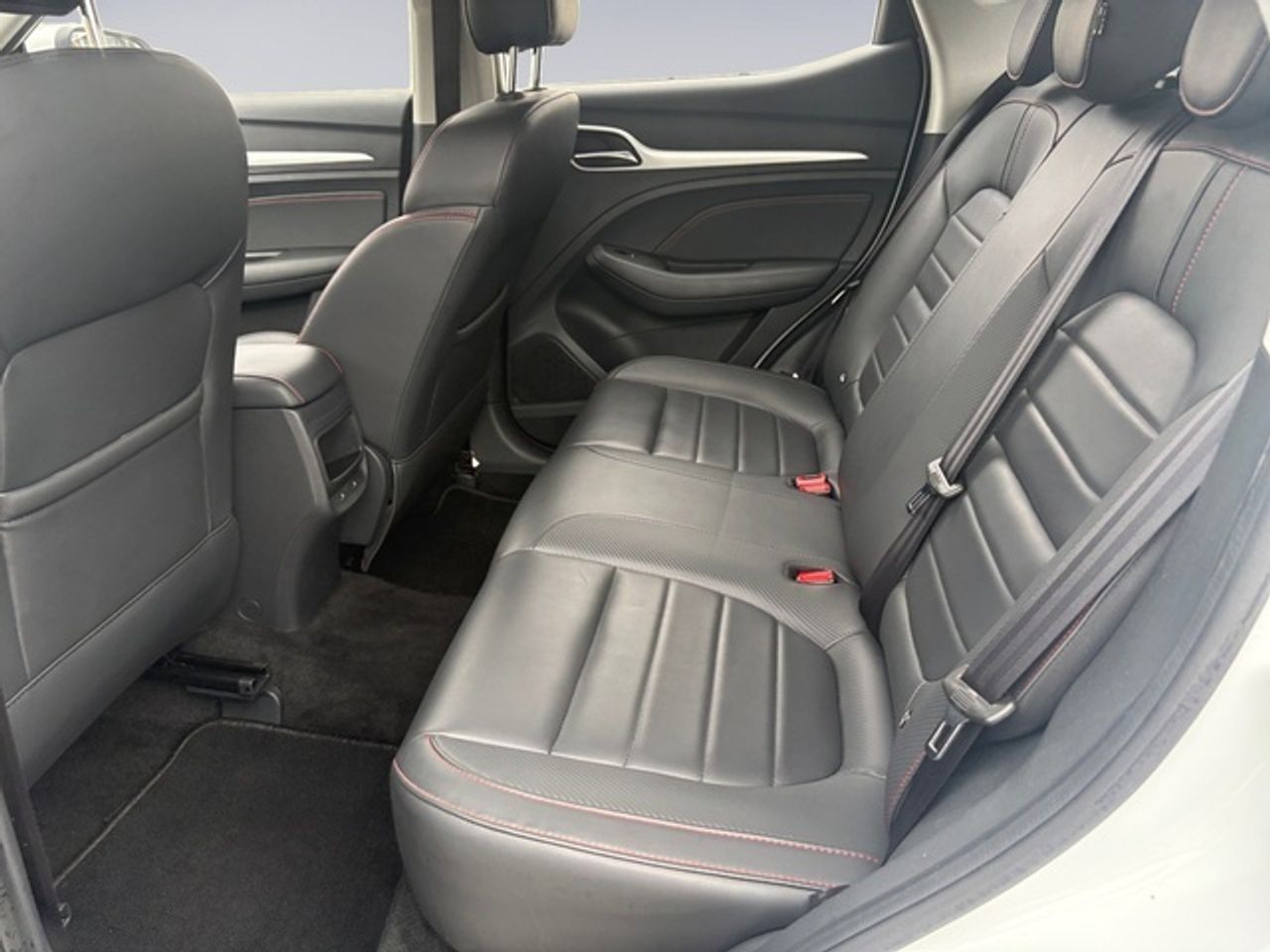 MG ZS 1.5 Luxury 78 kW (106 CV) - Foto 14