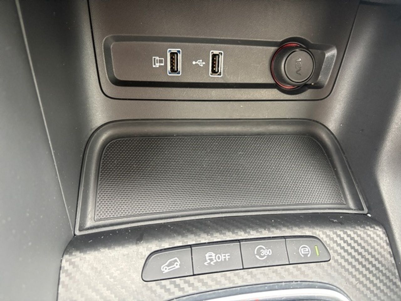 MG ZS 1.5 Luxury 78 kW (106 CV) - Foto 17