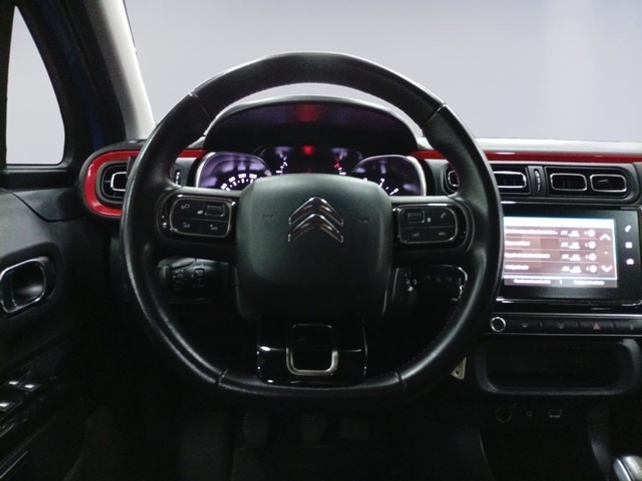 Citroën C3 Aircross PureTech 110 S&S Shine 81 kW (110 CV) - Foto 13