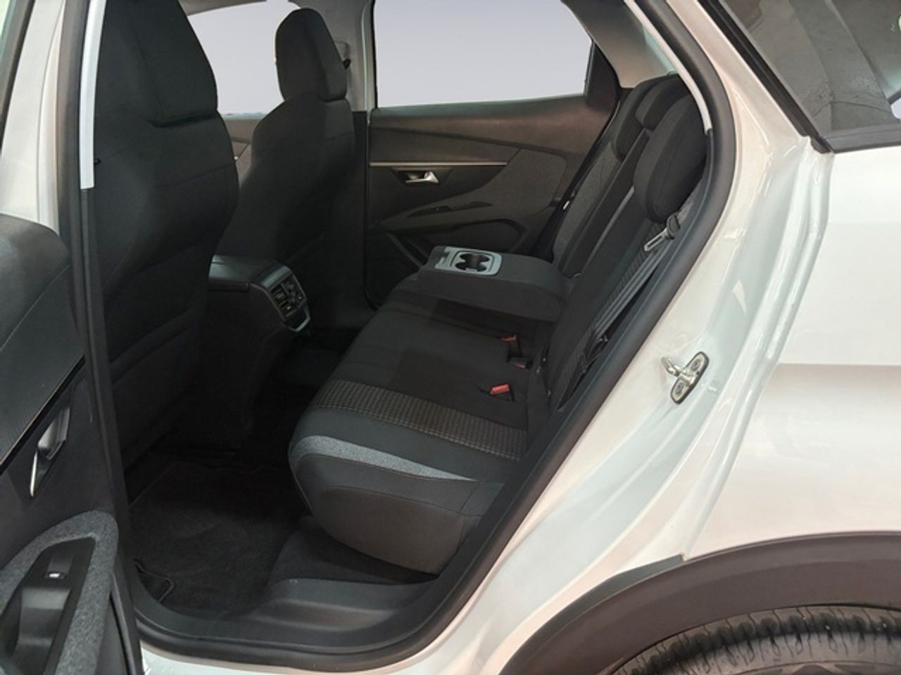 Peugeot 3008 BlueHDI 130 S&S Active EAT8 96 kW (130 CV) - Foto 14