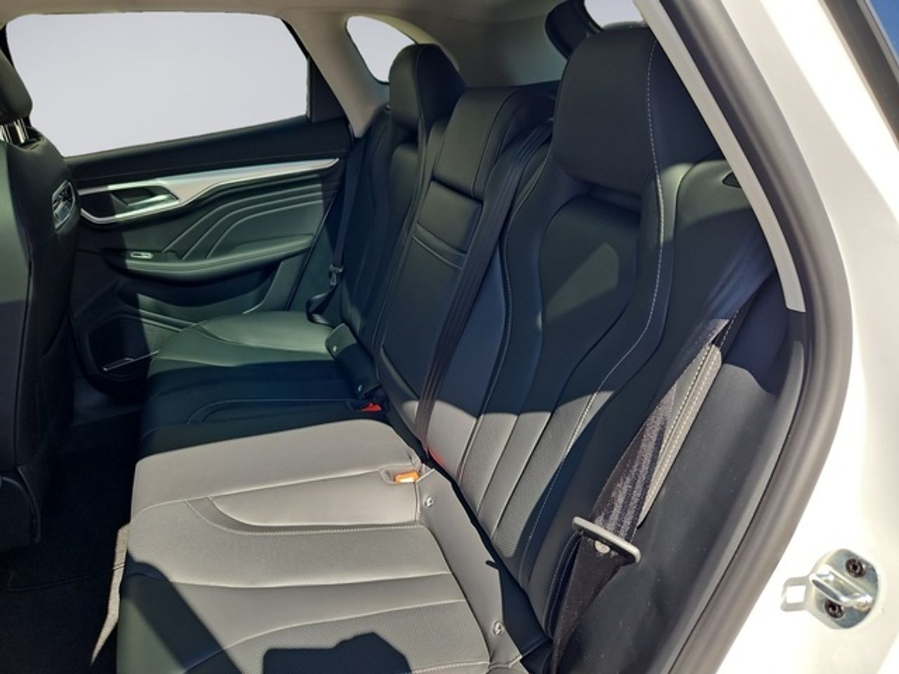 MG Marvel R 70kWh Luxury 132 kW (180 CV) - Foto 14