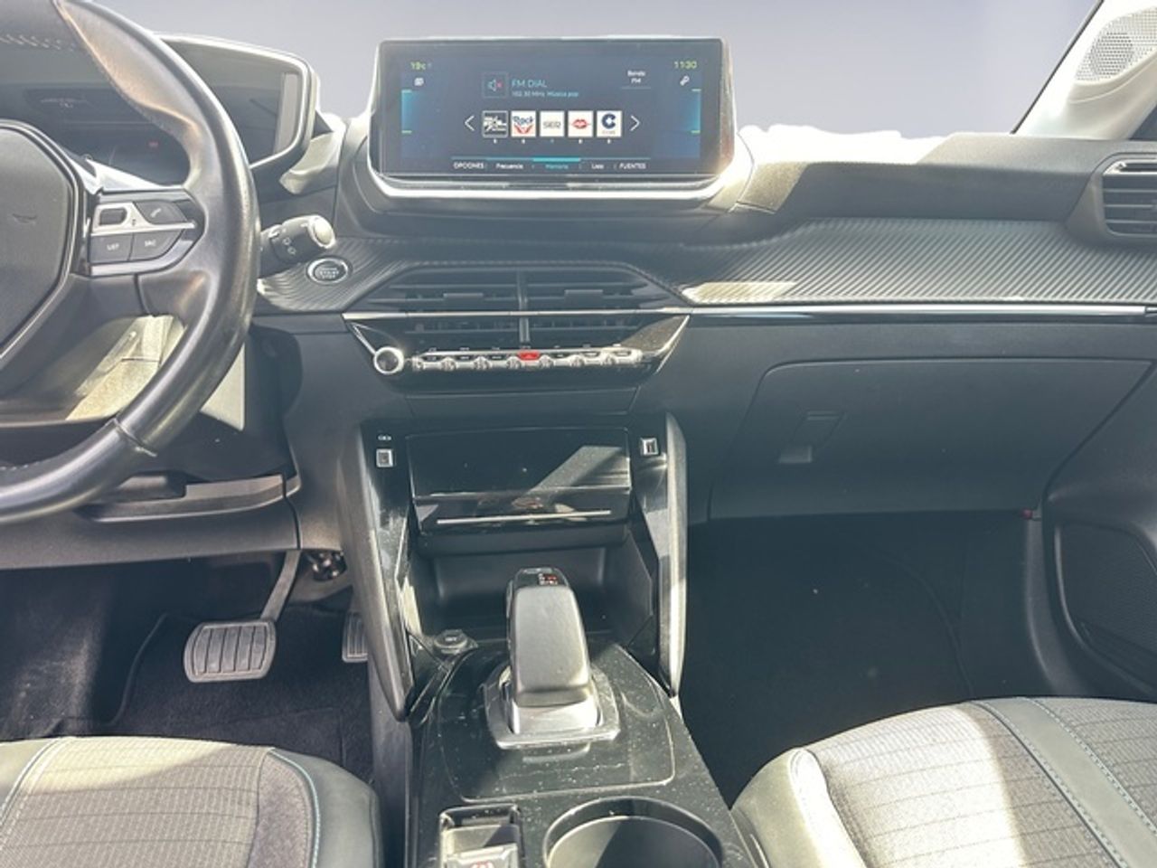 Peugeot 208 Eléctrico Allure 100 kW (136 CV) - Foto 12