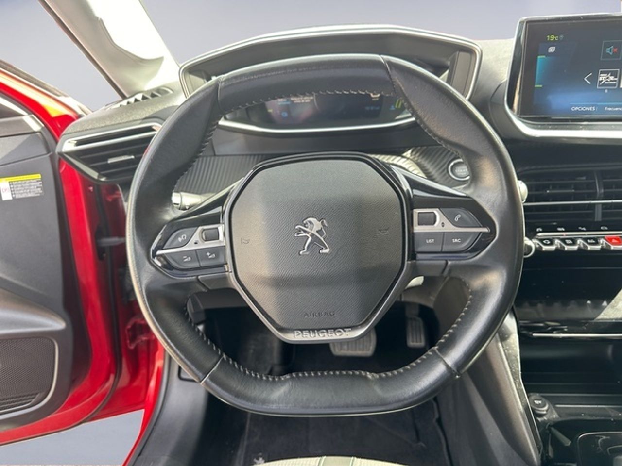 Peugeot 208 Eléctrico Allure 100 kW (136 CV) - Foto 13