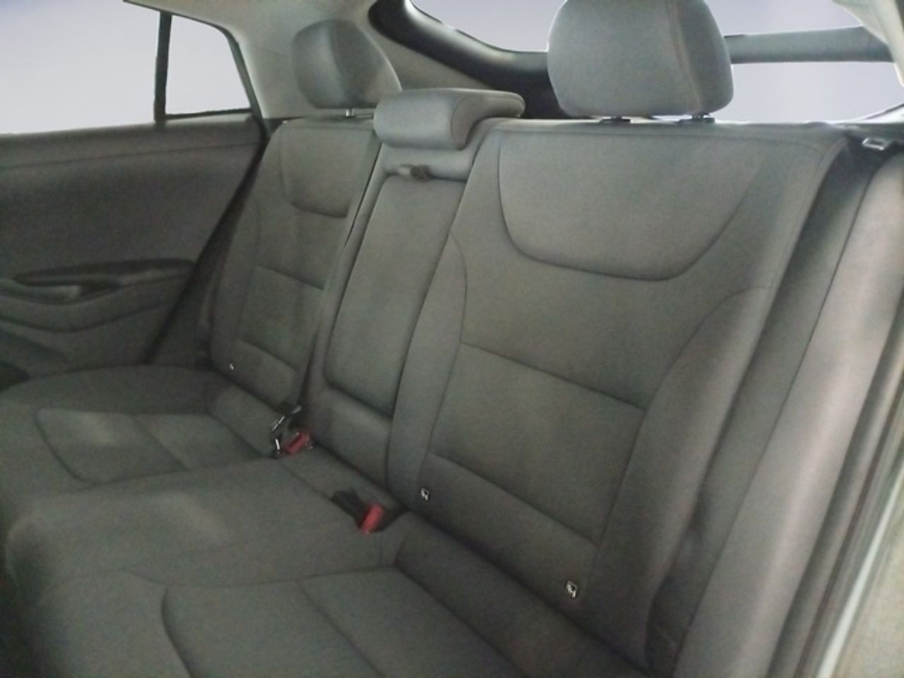 Hyundai IONIQ 1.6 GDI HEV Tecno DCT 104 kW (141 CV) - Foto 13