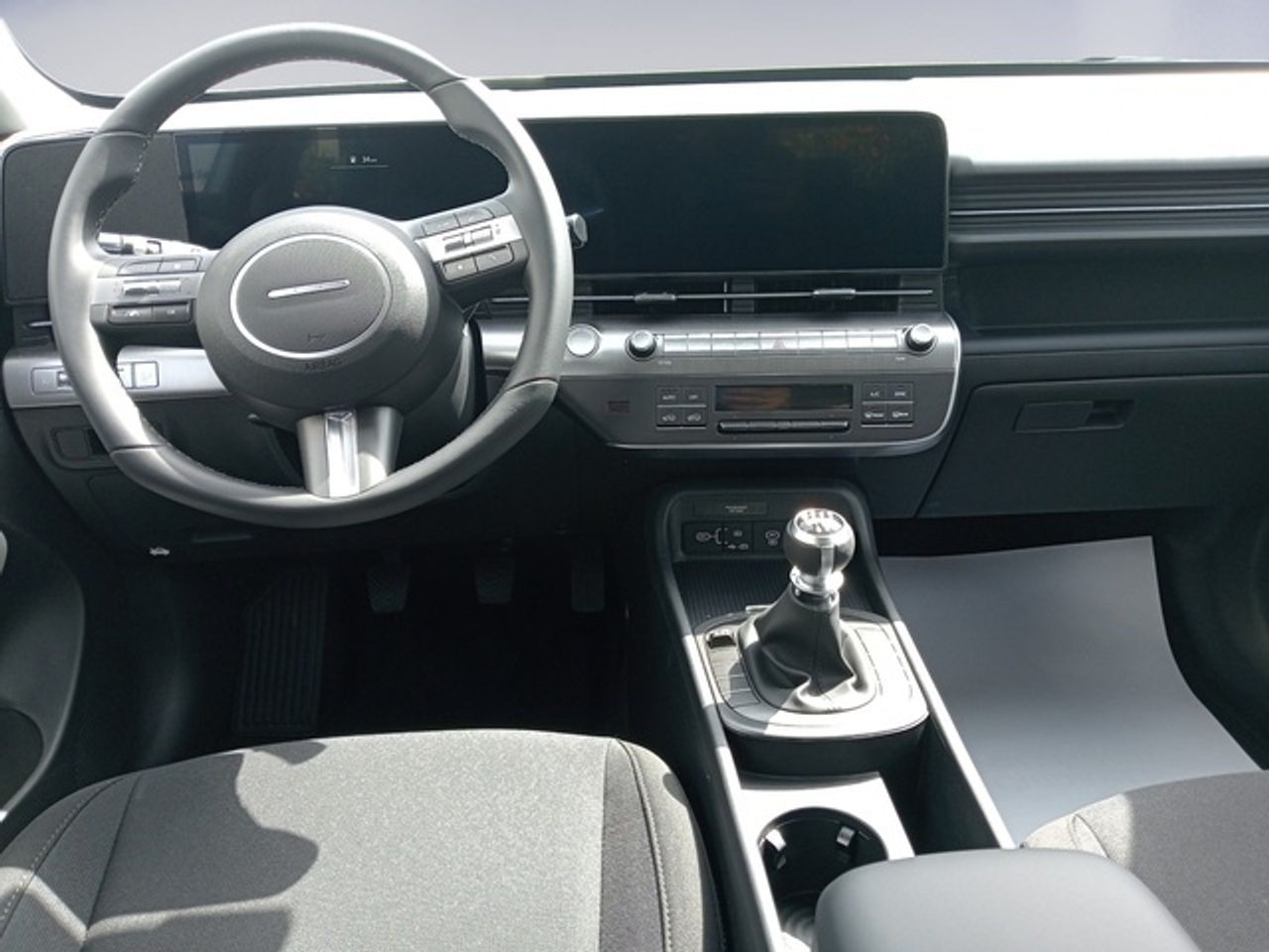 Hyundai Kona 1.6T Maxx 101 kW (138 CV) - Foto 11