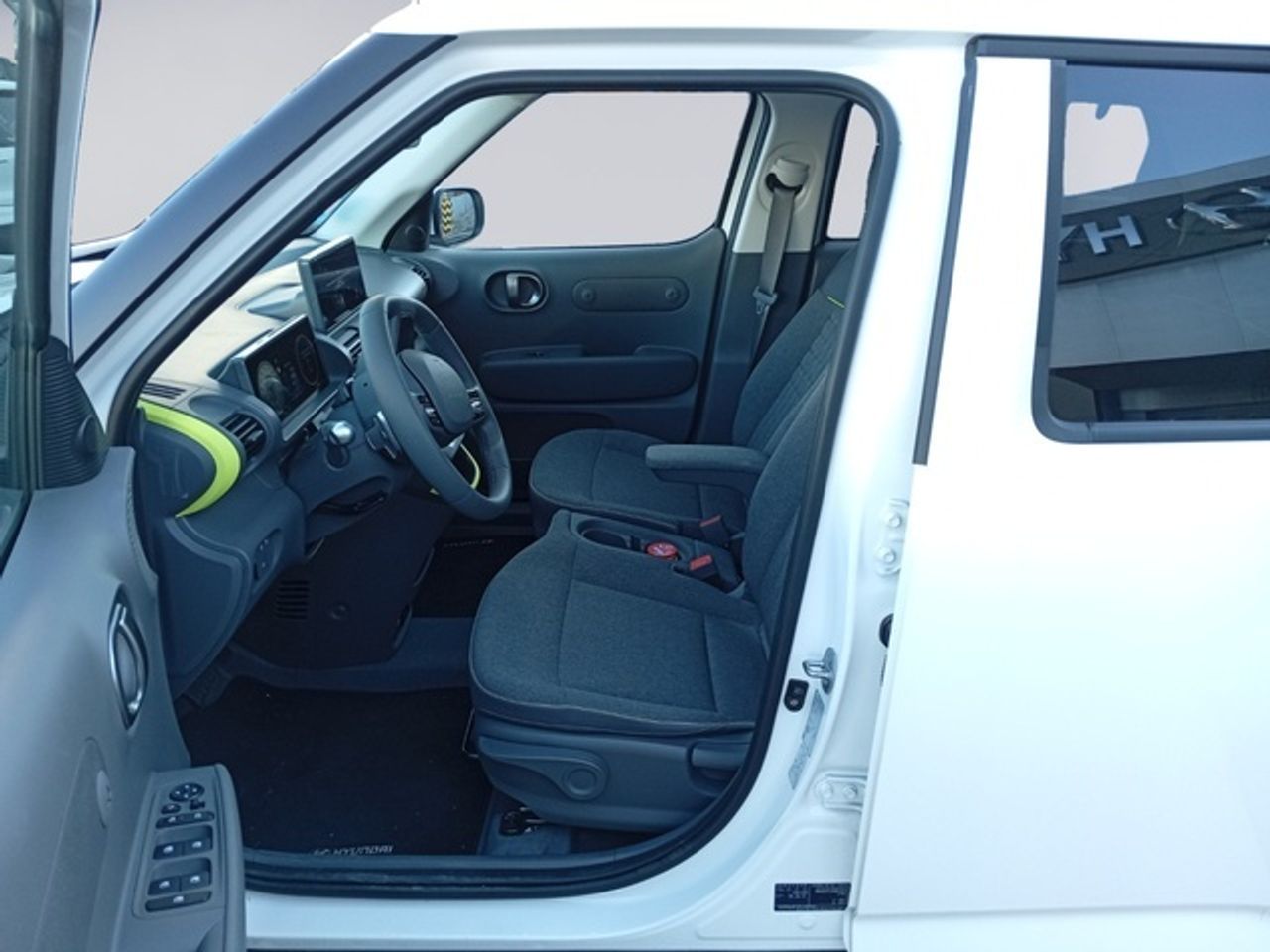 Hyundai Inster 49KWH Tecno Cross 85 kW (115 CV) - Foto 10