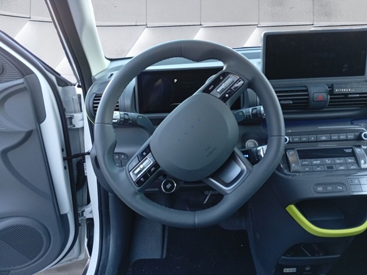 Hyundai Inster 49KWH Tecno Cross 85 kW (115 CV) - Foto 13