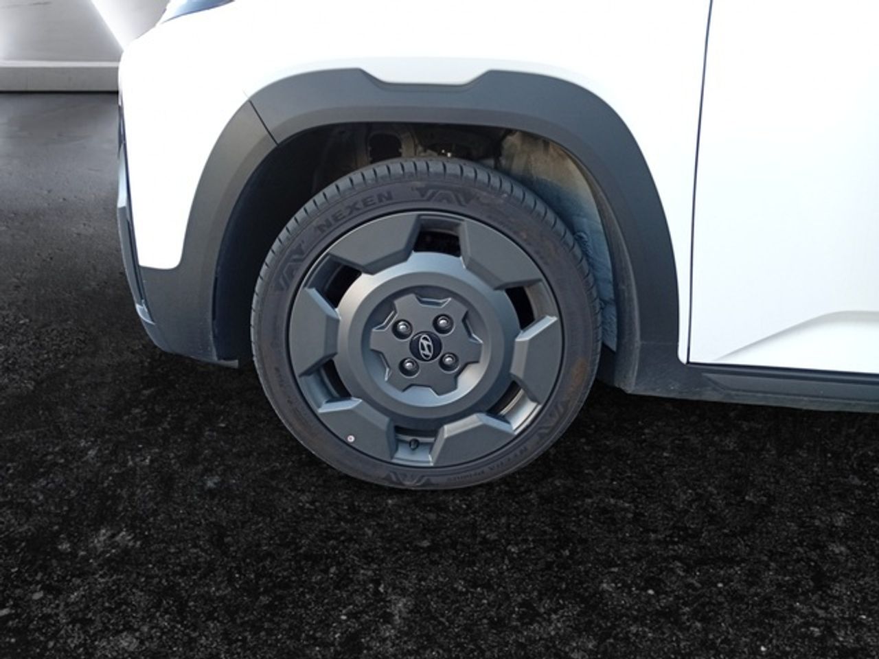 Hyundai Inster 49KWH Tecno Cross 85 kW (115 CV) - Foto 15