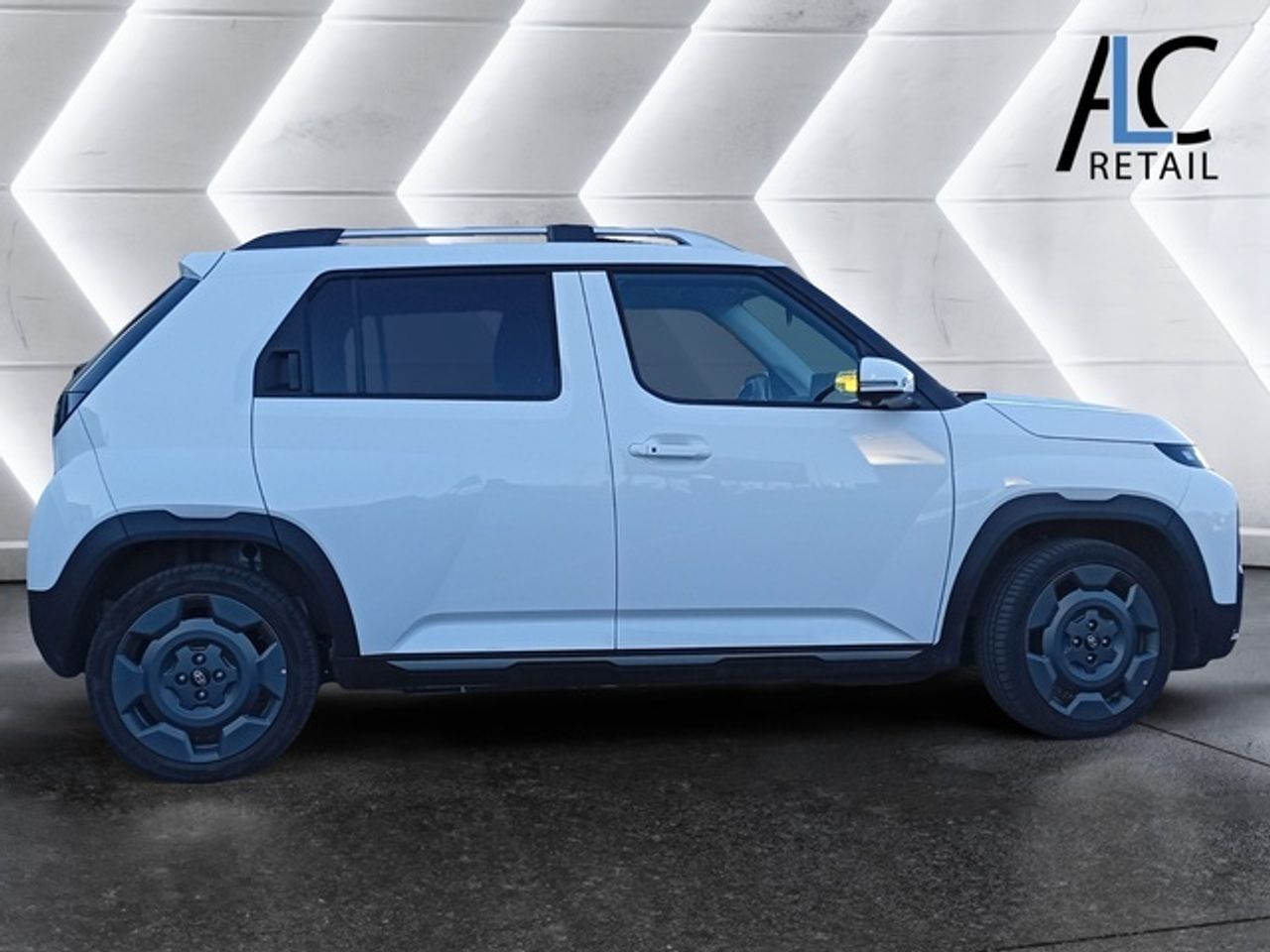 Hyundai Inster 49KWH Tecno Cross 85 kW (115 CV) - Foto 7