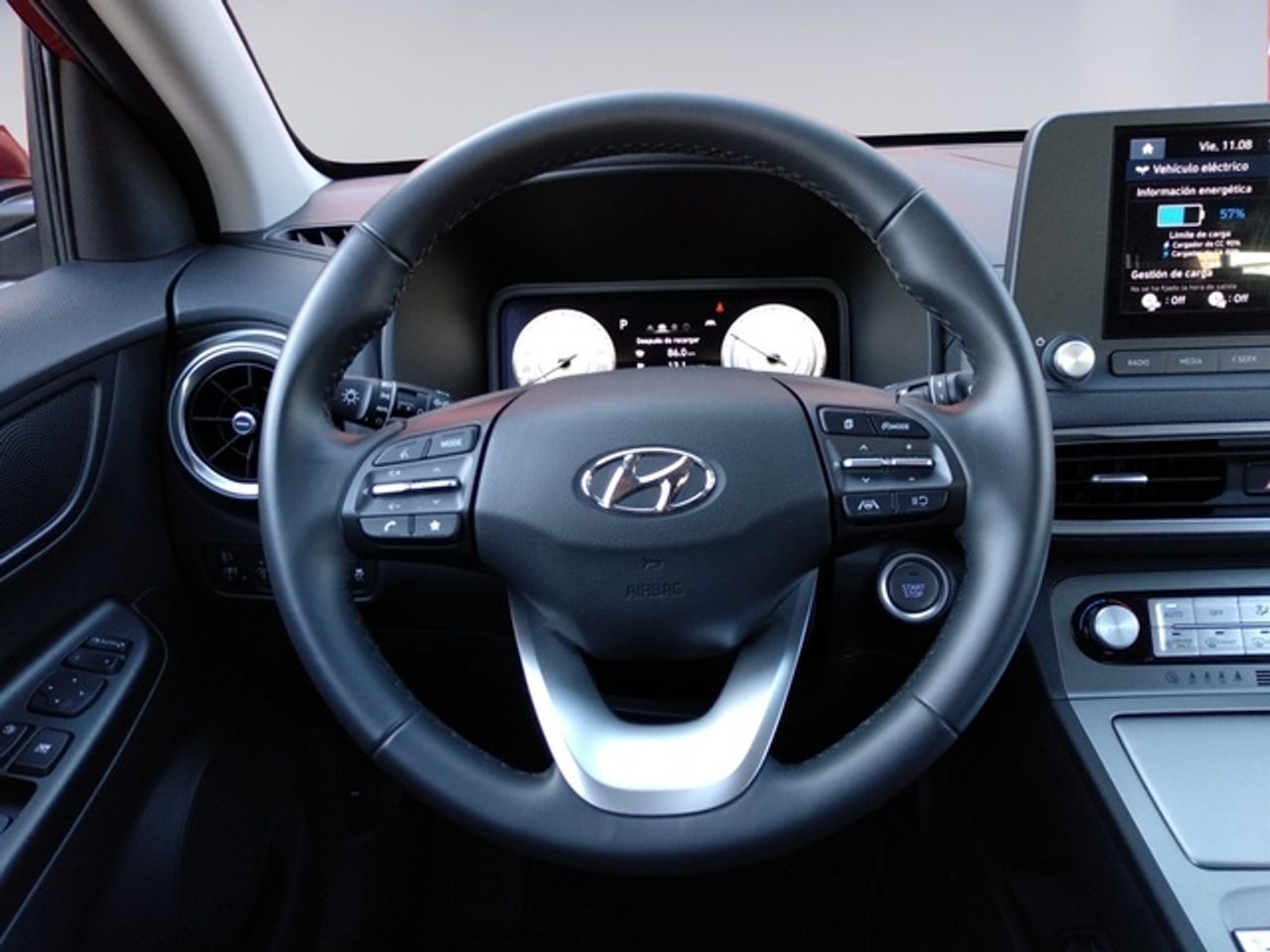 Hyundai Kona EV Maxx 150 kW (204 CV) - Foto 13