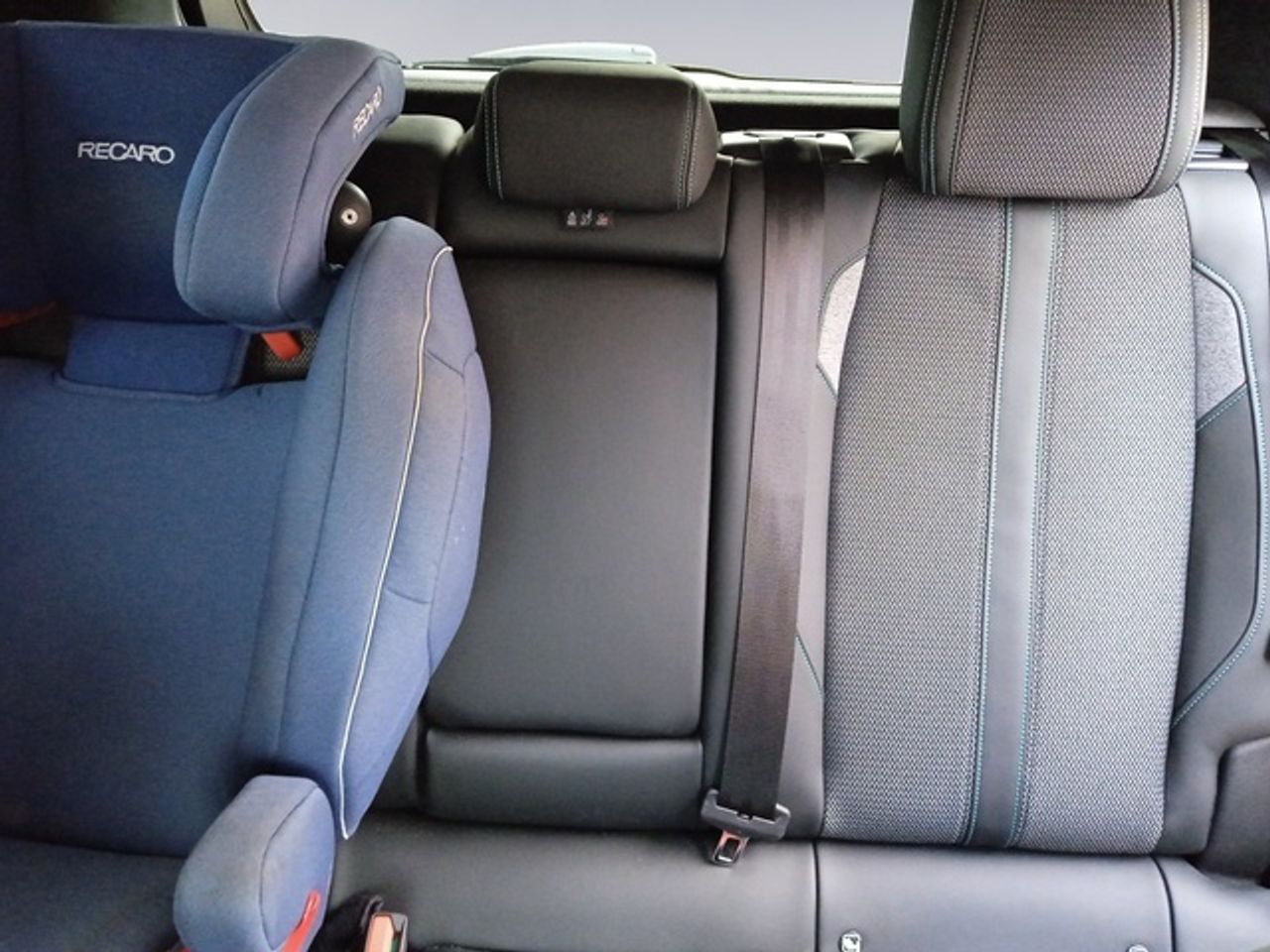 Peugeot 308 PureTech 130 S&S Allure EAT8 96 kW (130 CV) - Foto 14