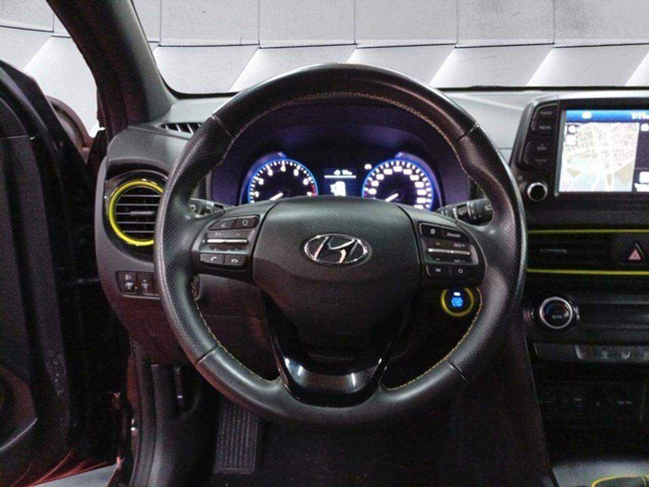 Hyundai Kona 1.0 TGDi Tecno 4x2 AEB 2C 88 kW (120 CV) - Foto 13