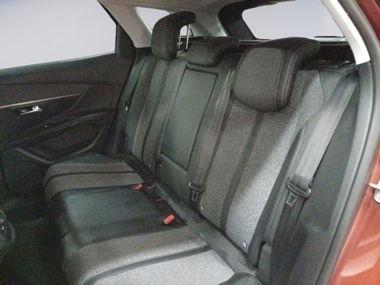 Peugeot 3008 BlueHDI 130 S&S Allure 96 kW (130 CV) - Foto 14