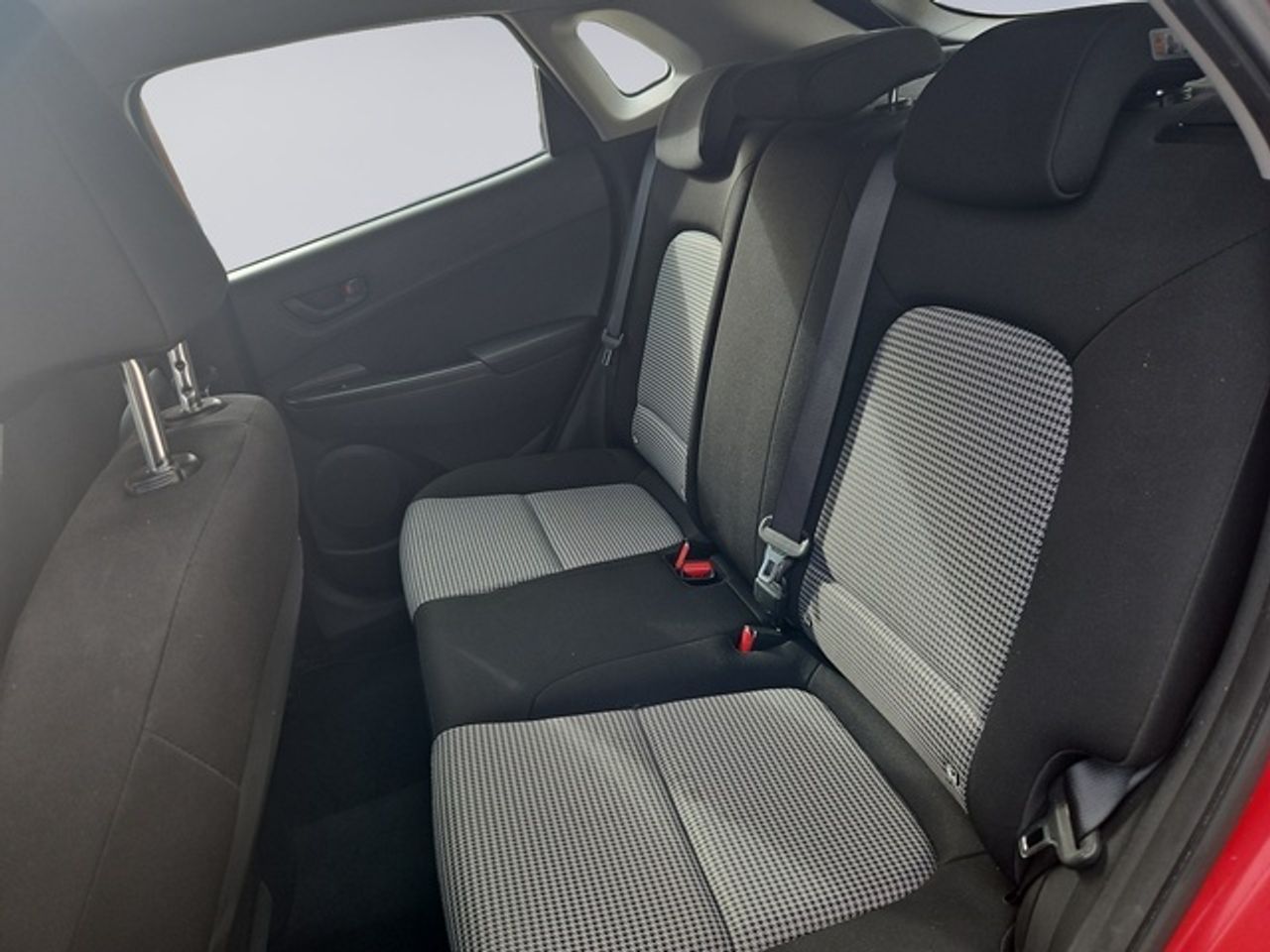 Hyundai Kona 1.0 TGDI Klass 4x2 88 kW (120 CV) - Foto 15