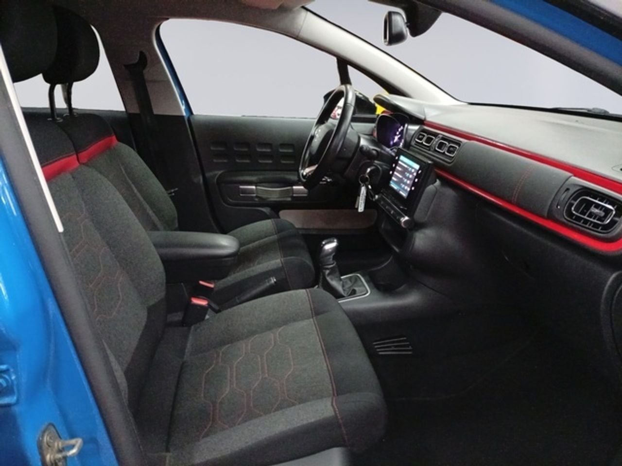 Citroën C3 Aircross PureTech 110 S&S Shine 81 kW (110 CV) - Foto 15