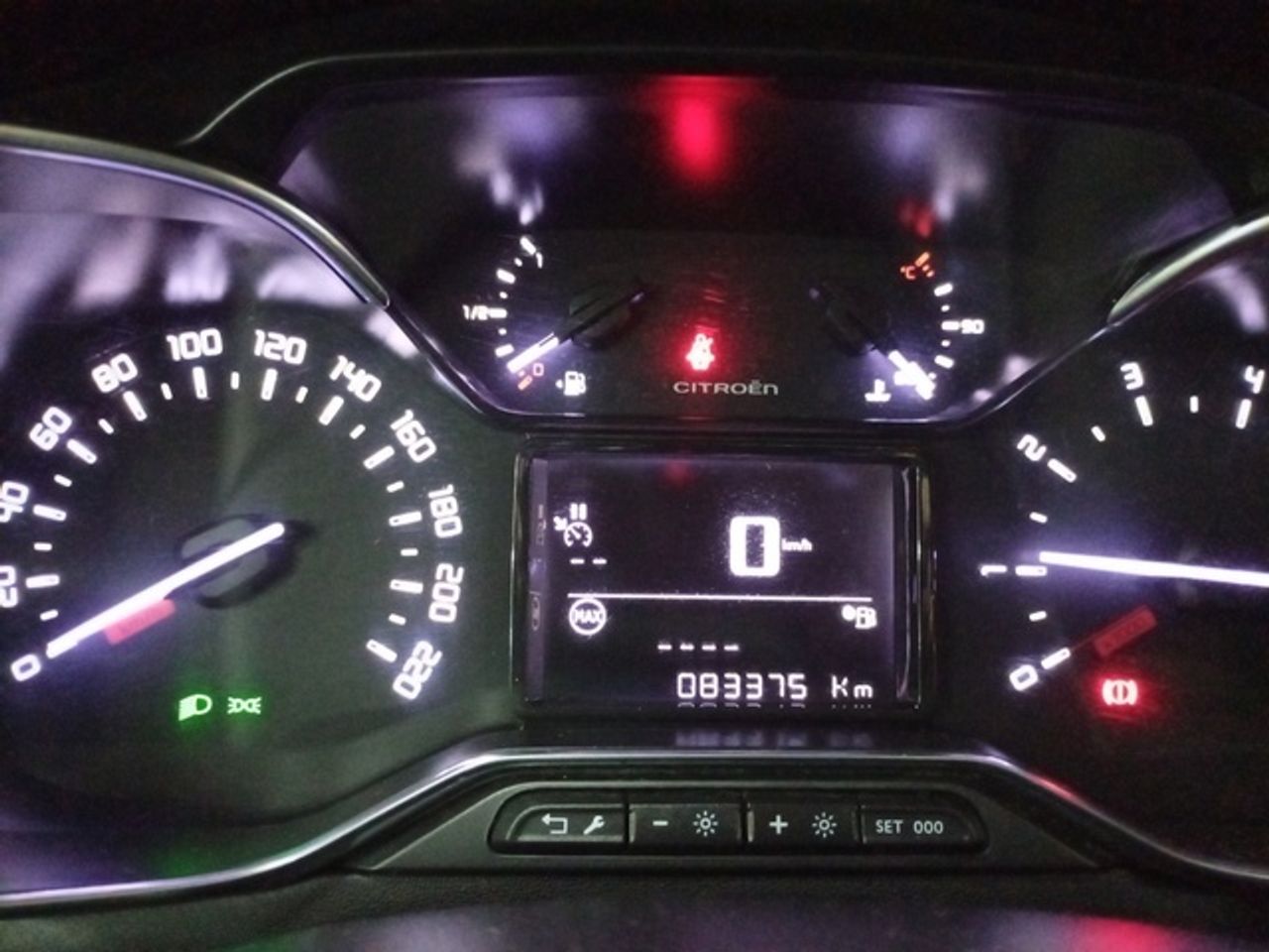 Citroën C3 Aircross PureTech 110 S&S Shine 81 kW (110 CV) - Foto 17
