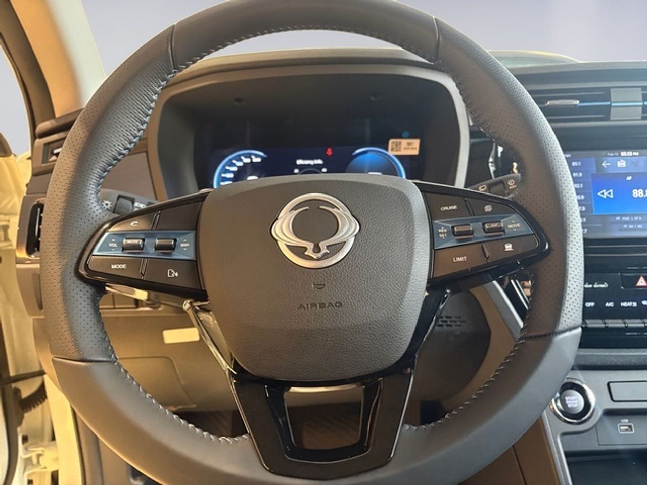 KGM Korando E-motion Urban Auto 140 kW (190 CV) - Foto 12