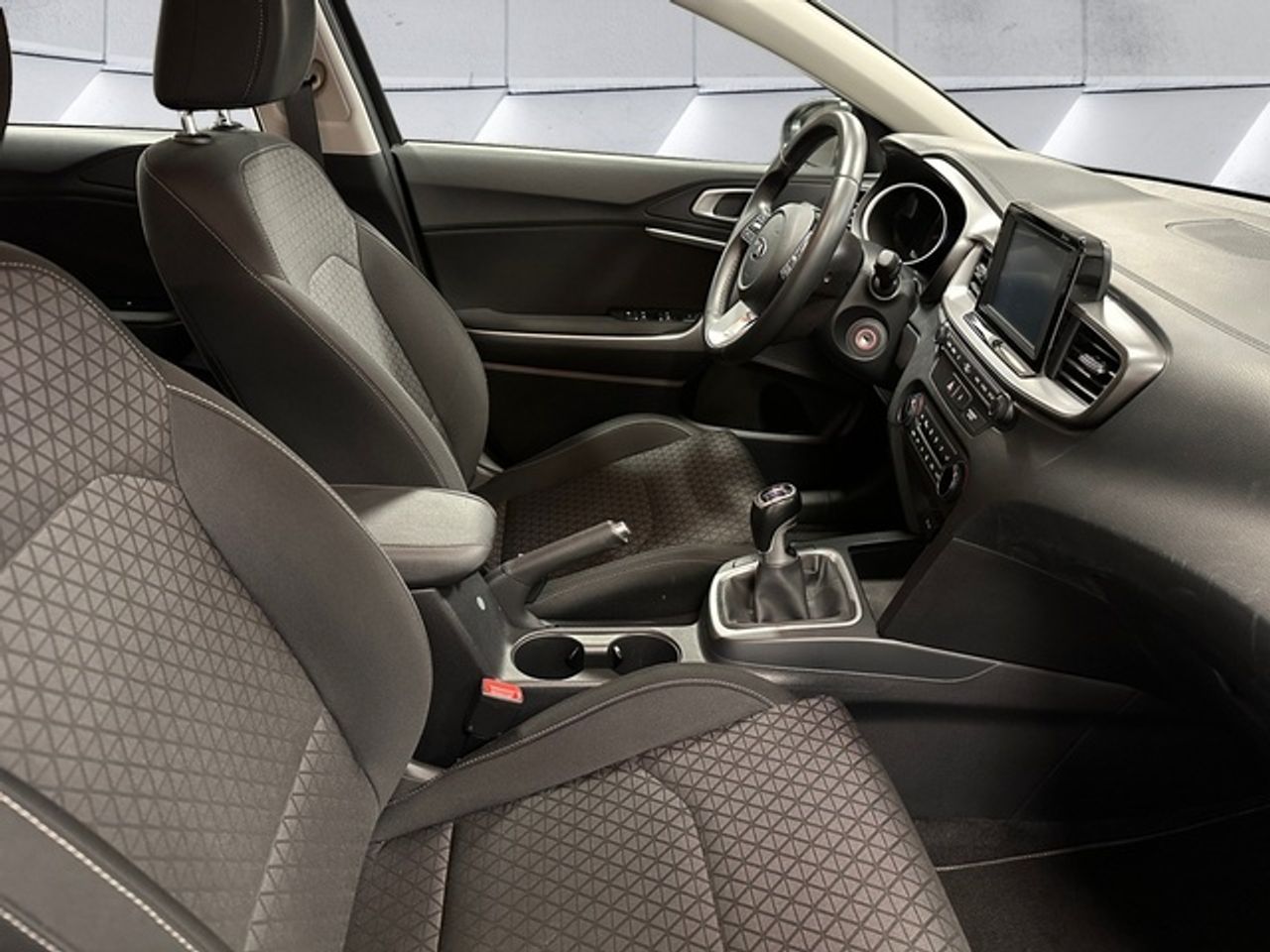 Kia Ceed 1.0 T-GDi Drive 88 kW (120 CV) - Foto 16