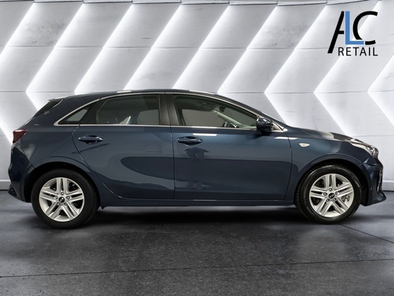 Kia Ceed 1.0 T-GDi Drive 88 kW (120 CV) - Foto 7