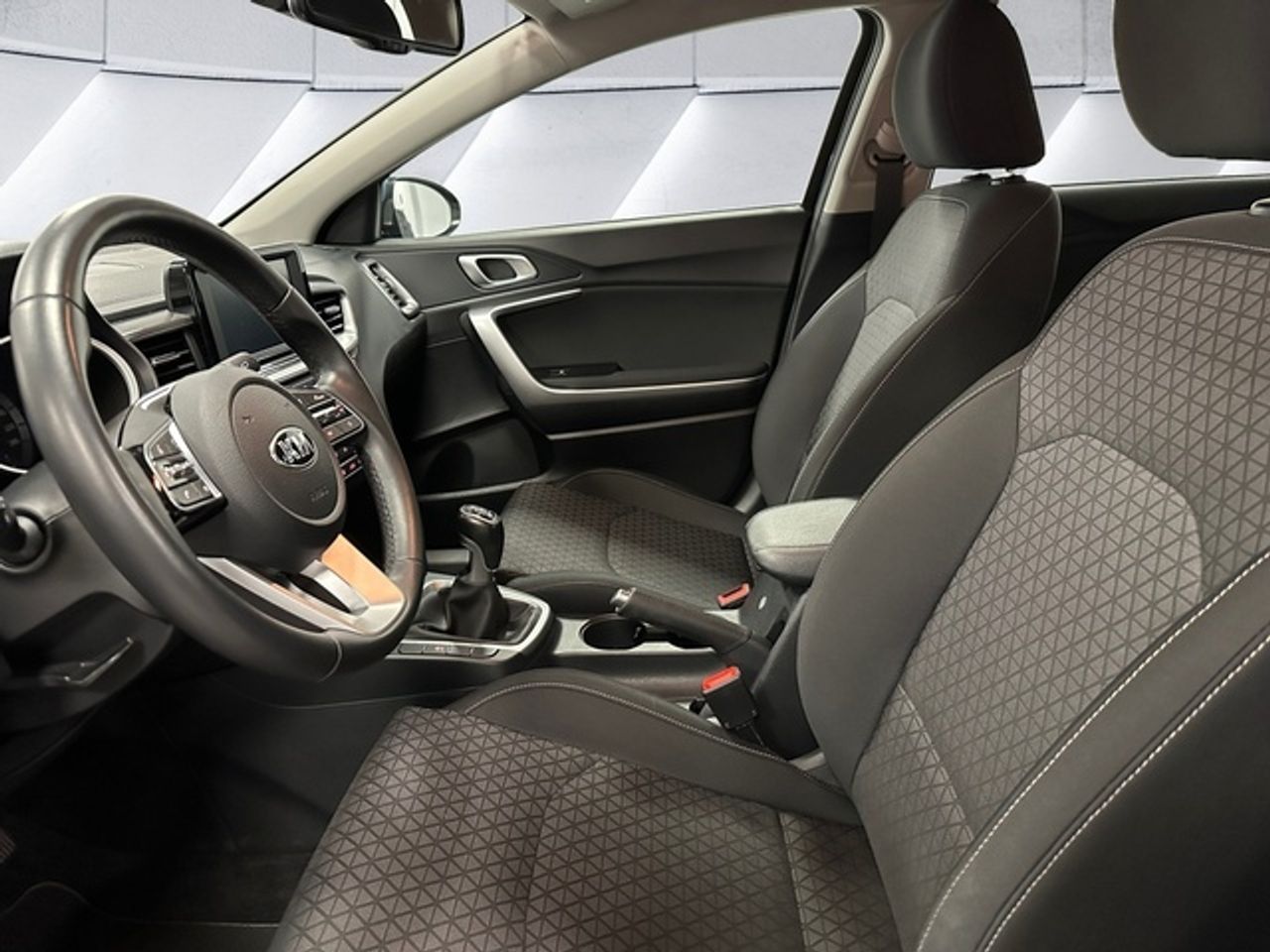 Kia Ceed 1.0 T-GDi Drive 88 kW (120 CV) - Foto 10