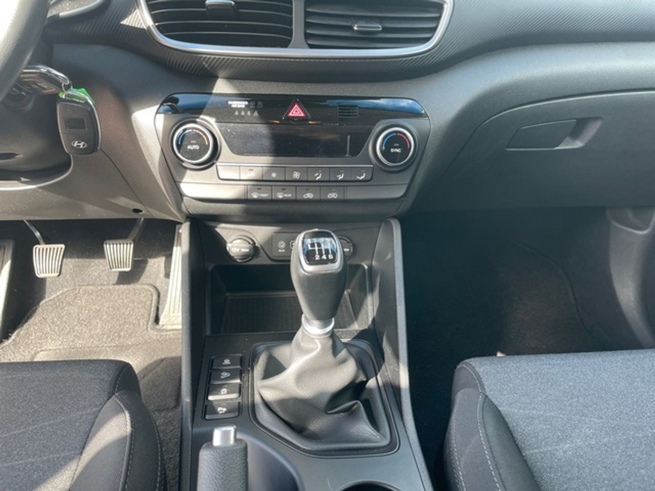 Hyundai Tucson 1.6 GDI SLE 4x2 97 kW (132 CV) - Foto 12