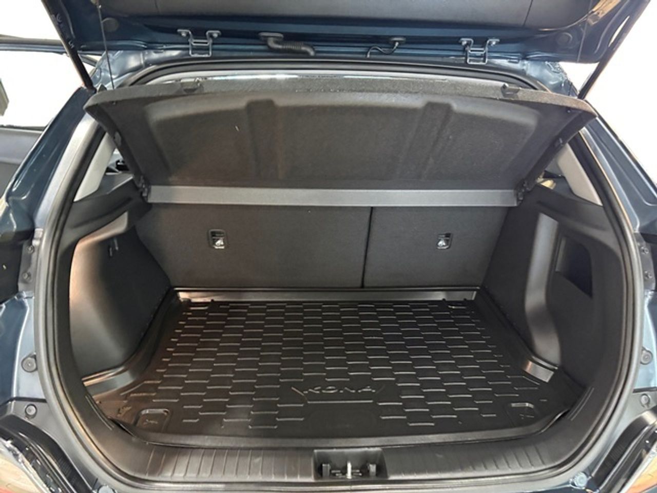 Hyundai Kona EV Maxx 100 kW (136 CV) - Foto 14